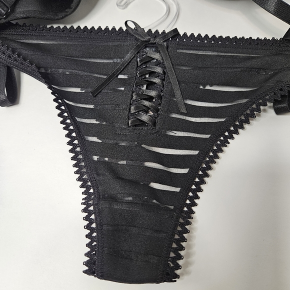Rampage Intimates 2 Piece Set 34C/M Black Bra Underwear Panty Thong NEW - Picture 5 of 17